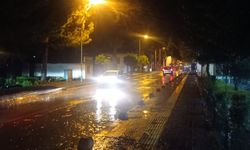 Gömeç halkı araçlarıyla sokaklardaydı