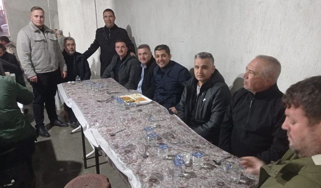 AK Parti’den muhteşem iftar
